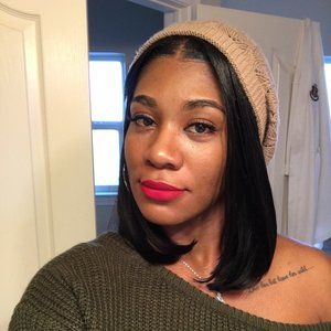 Meet your Posher, Courtney